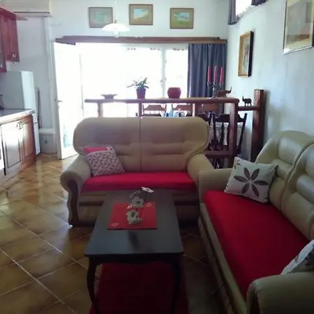 Caroline * Τρογκίρ