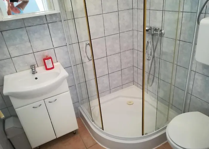 Caroline * Τρογκίρ