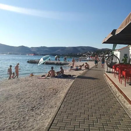 Caroline Apartamento Trogir